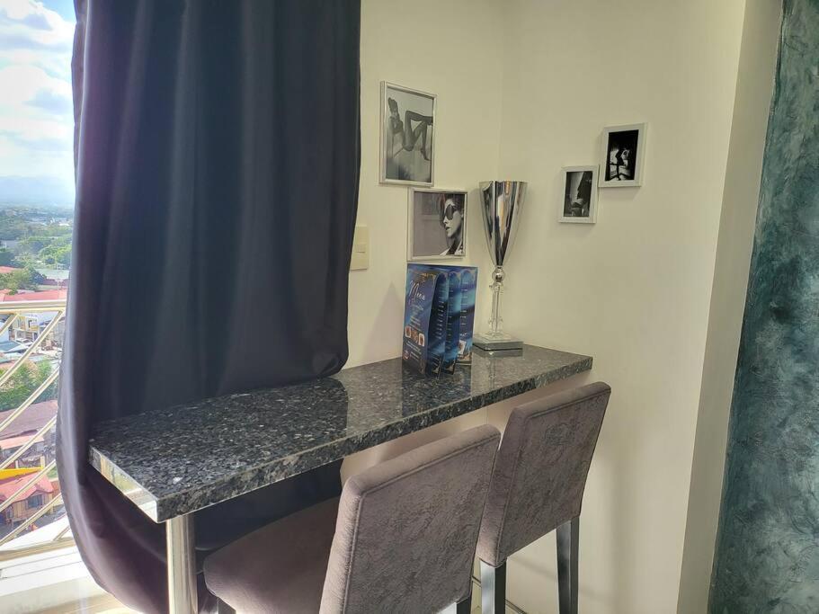 Kandi Tower 3, Premium 1Br With 2Cr & 2 Balcony. Ángeles Extérieur photo