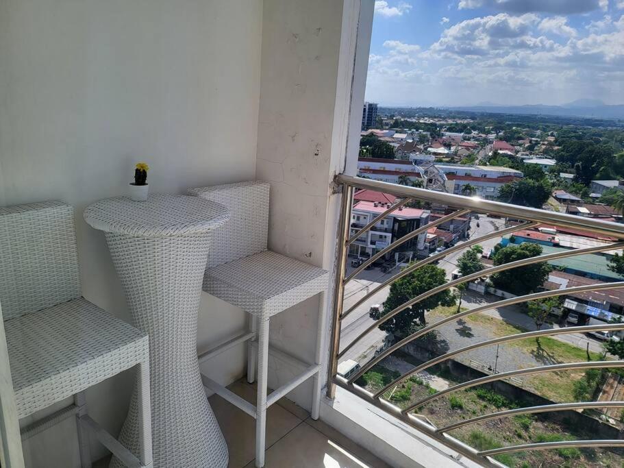 Kandi Tower 3, Premium 1Br With 2Cr & 2 Balcony. Ángeles Extérieur photo